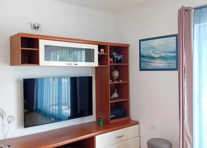 Tina Сasa de vacaciones Pula