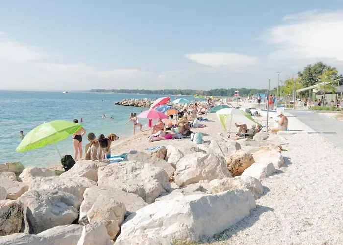 Tina بيت للعطل *